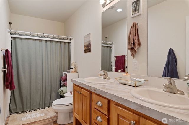 5419 178th Avenue Ct NW, Vaughn, WA 98394