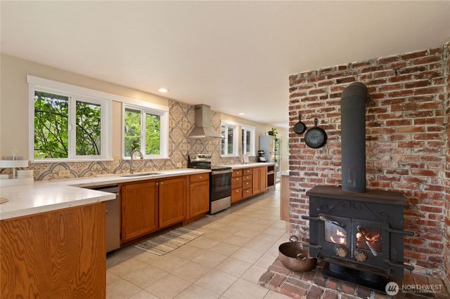5419 178th Avenue Ct NW, Vaughn, WA 98394