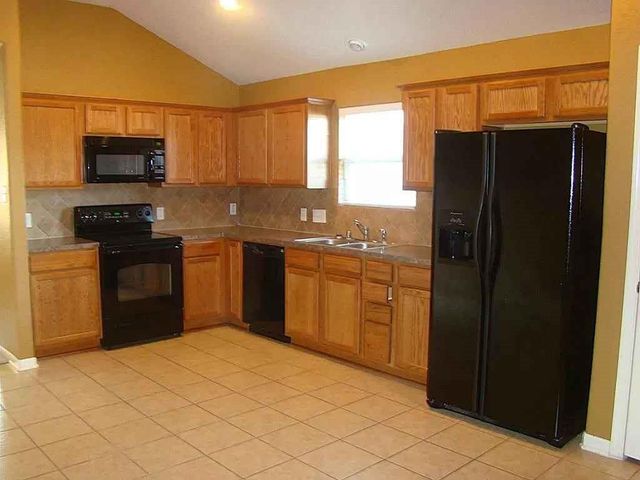 8406 Tararin Lane, Richmond, TX 77407