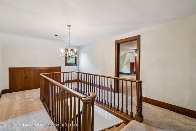 1107 W Grand River Avenue, East Lansing, MI 48823