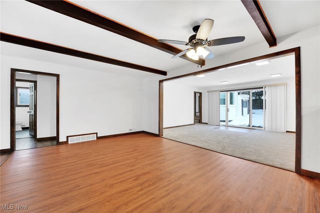 6569 Roycroft Drive, Parma, OH 44129