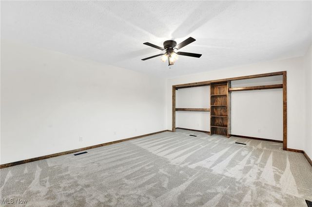 6569 Roycroft Drive, Parma, OH 44129