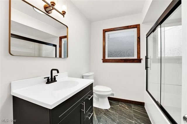 6569 Roycroft Drive, Parma, OH 44129