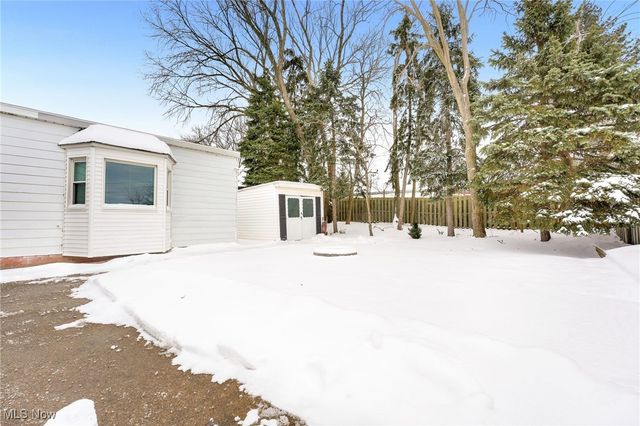 6569 Roycroft Drive, Parma, OH 44129