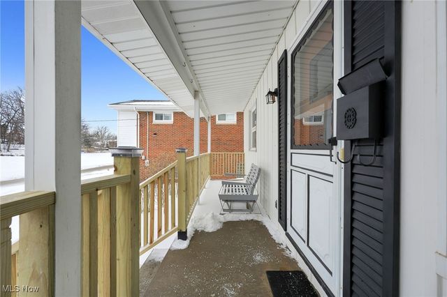 6569 Roycroft Drive, Parma, OH 44129