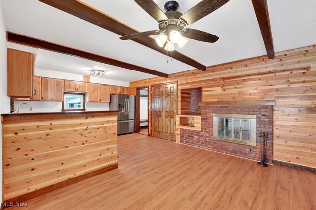 6569 Roycroft Drive, Parma, OH 44129