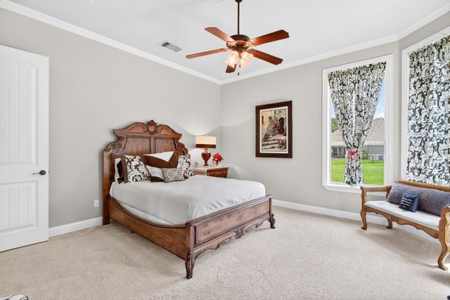 10513 Silver Fox Court, Fort Worth, TX 76108