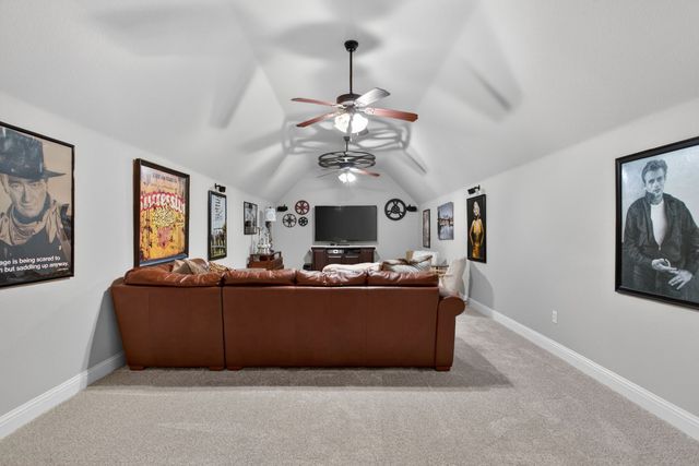 10513 Silver Fox Court, Fort Worth, TX 76108