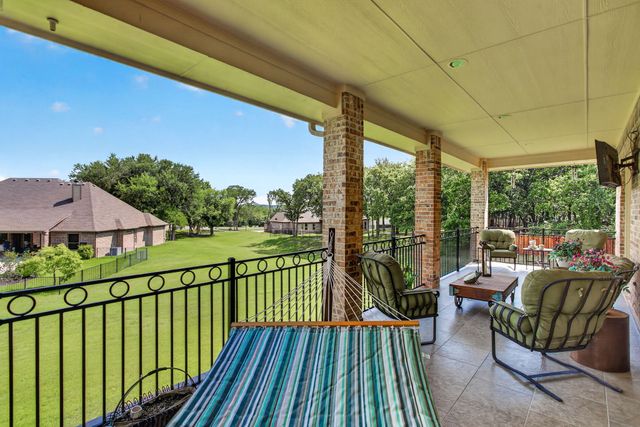 10513 Silver Fox Court, Fort Worth, TX 76108