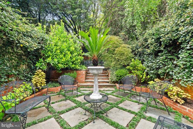 2815 Q ST NW, Washington, DC 20007