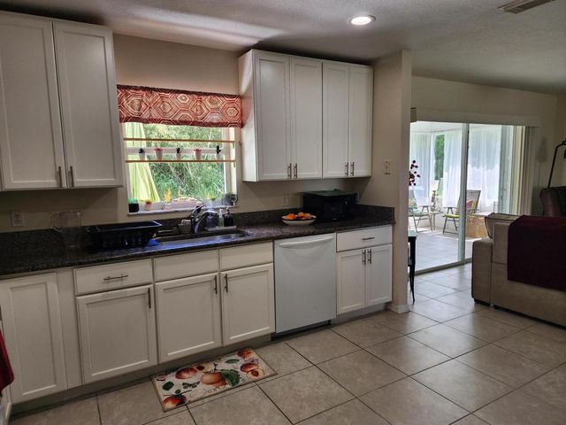 5668 Travelers Way, Fort Pierce, FL 34982