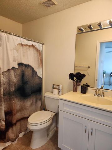 5668 Travelers Way, Fort Pierce, FL 34982