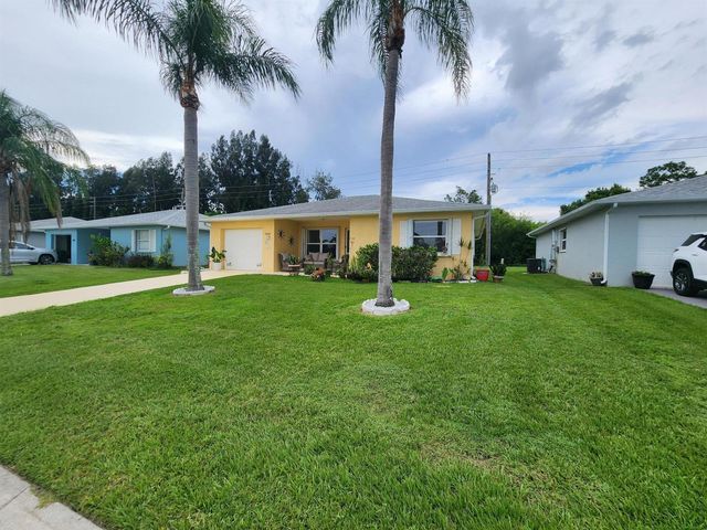 5668 Travelers Way, Fort Pierce, FL 34982