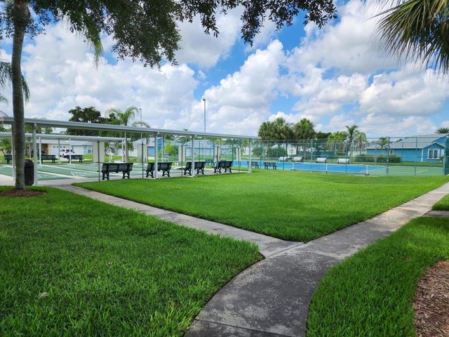 5668 Travelers Way, Fort Pierce, FL 34982
