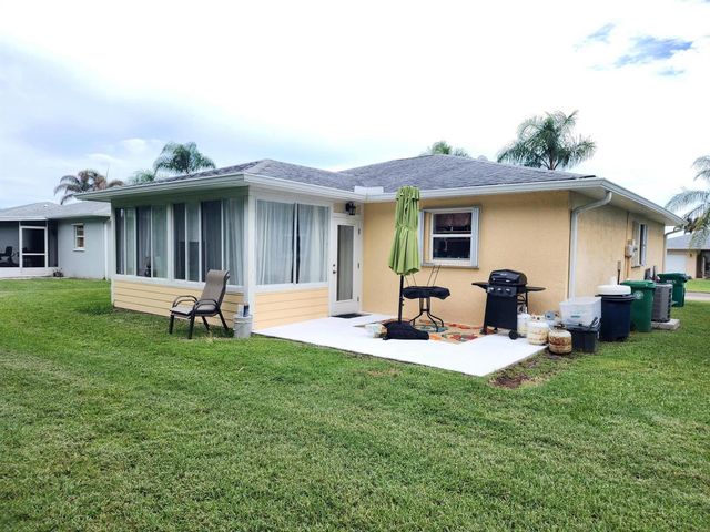 5668 Travelers Way, Fort Pierce, FL 34982