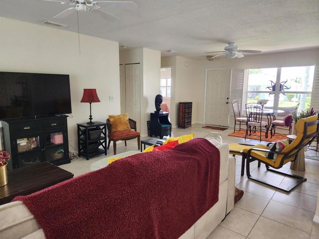 5668 Travelers Way, Fort Pierce, FL 34982