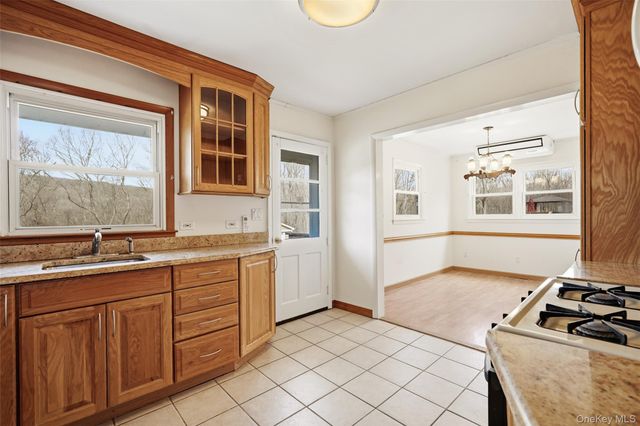 59 Brook Street, Mahopac, NY 10541