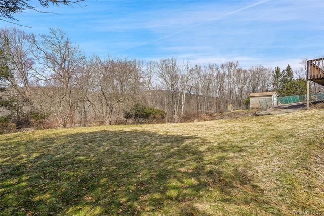 59 Brook Street, Mahopac, NY 10541