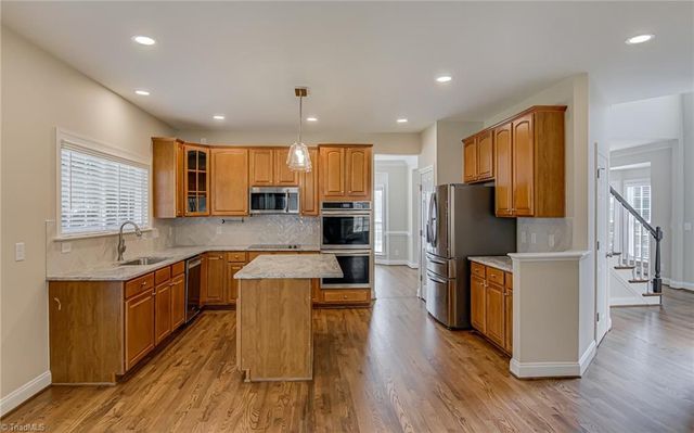 500 Hannah McKenzie Drive, Greensboro, NC 27455