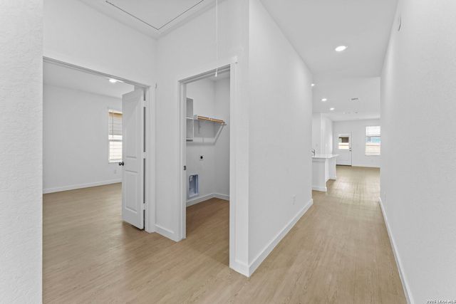 9419 Dassler Springs, Converse, TX 78109