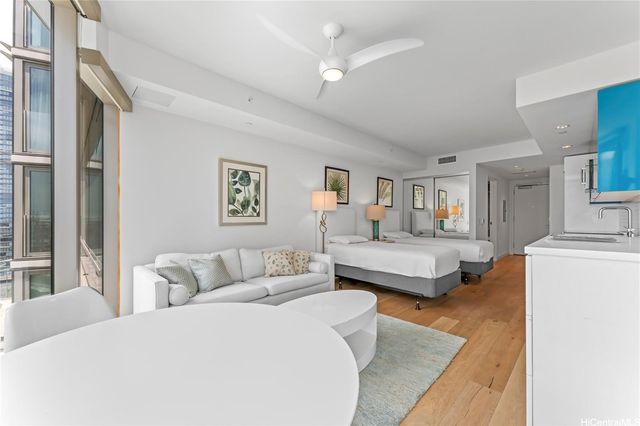 1001 Queen Street 1407, Honolulu, HI 96814