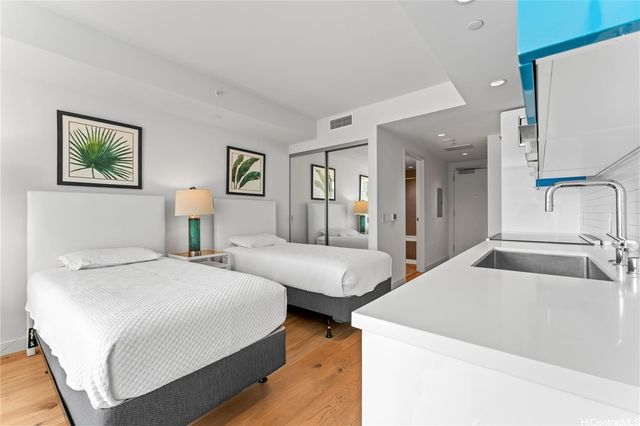 1001 Queen Street 1407, Honolulu, HI 96814