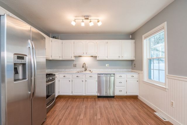 19 Marmon Court, Springfield, MA 01129