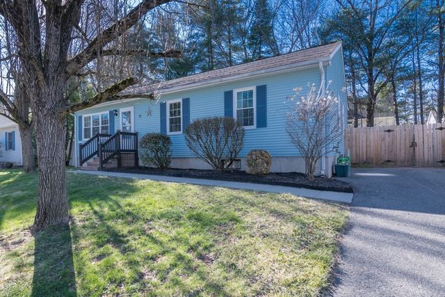19 Marmon Court, Springfield, MA 01129
