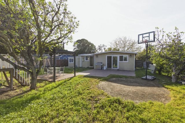 2330 Meadowbrook Avenue, Merced, CA 95348