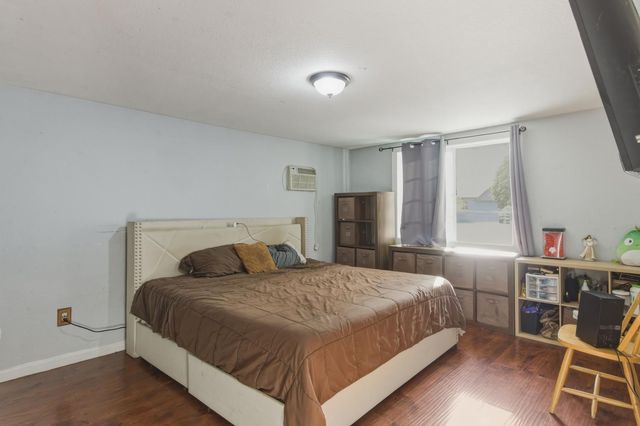 2330 Meadowbrook Avenue, Merced, CA 95348