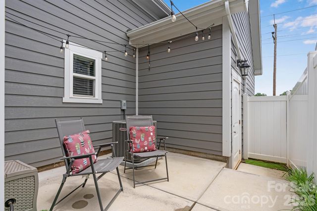1148 Almerton Drive, Denver, NC 28037