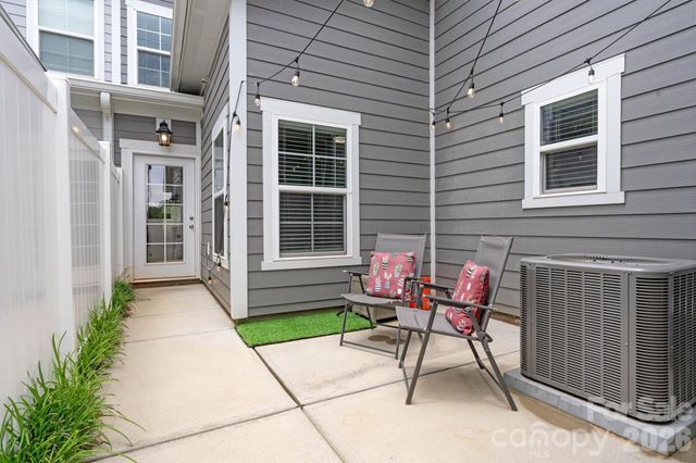1148 Almerton Drive, Denver, NC 28037