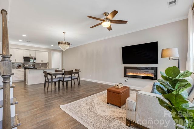 1148 Almerton Drive, Denver, NC 28037