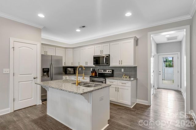 1148 Almerton Drive, Denver, NC 28037