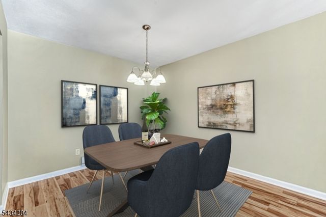 798 Eves Dr 2R, Hillsborough Twp., NJ 08844