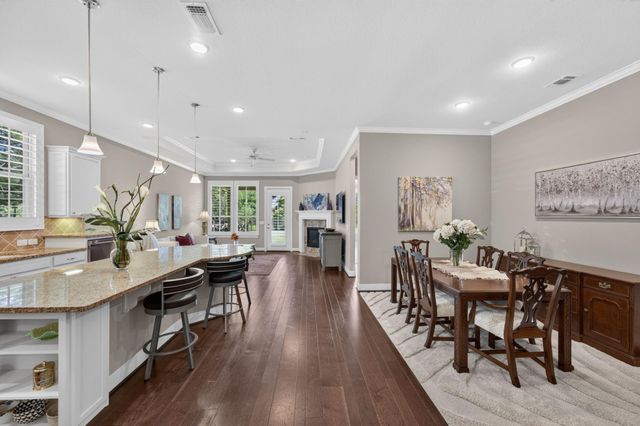188 Chestnut Bay, The Woodlands, TX 77382