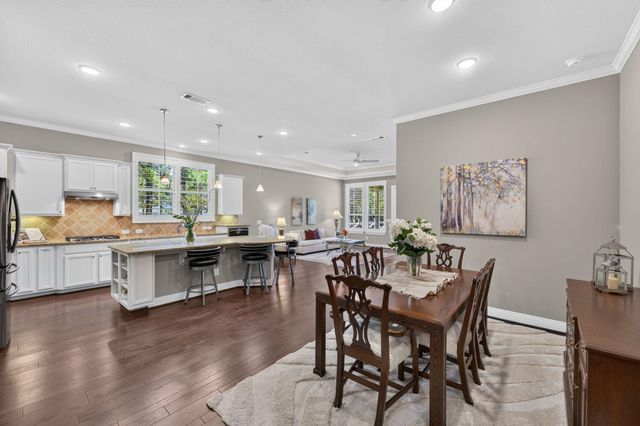 188 Chestnut Bay, The Woodlands, TX 77382