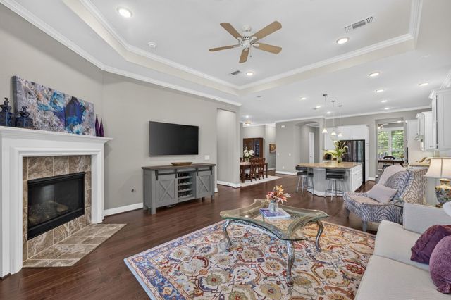 188 Chestnut Bay, The Woodlands, TX 77382