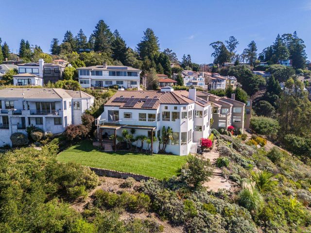 6413 Gwin Ct, Oakland, CA 94611