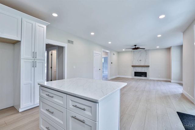 8128 Sycamore Street, Maineville, OH 45039