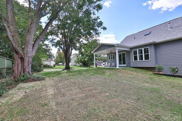 8128 Sycamore Street, Maineville, OH 45039