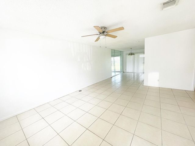 2304 Seaside Drive, Greenacres, FL 33463