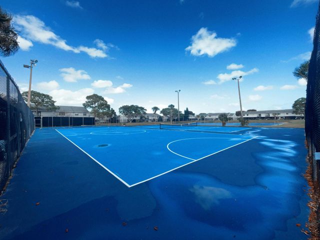 2304 Seaside Drive, Greenacres, FL 33463