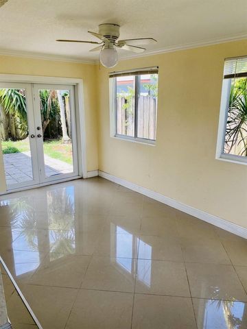 4559 NW 16th Way, Tamarac, FL 33309