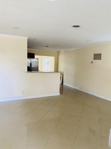 4559 NW 16th Way, Tamarac, FL 33309