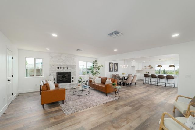 12114 Griffin Way, Auburn, CA 95602