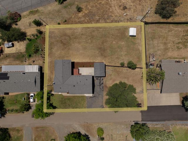 12114 Griffin Way, Auburn, CA 95602