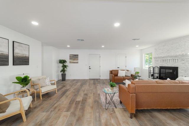 12114 Griffin Way, Auburn, CA 95602