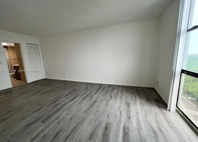 13499 Biscayne Boulevard 1205, North Miami, FL 33181