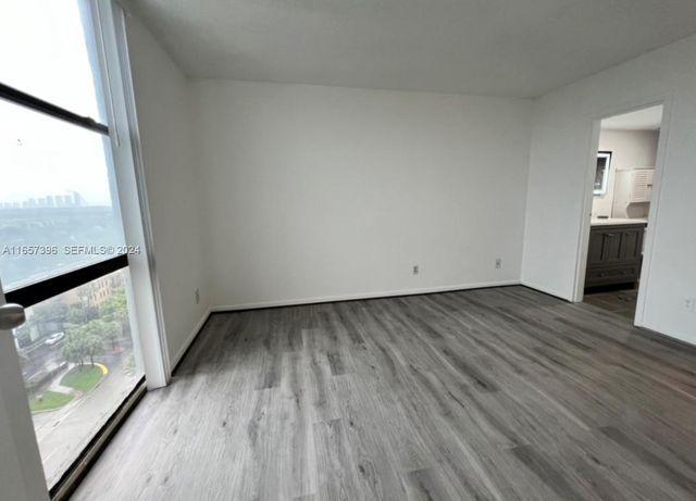 13499 Biscayne Boulevard 1205, North Miami, FL 33181